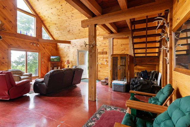 942 Deer Run Lane, Enosburg, VT 05450