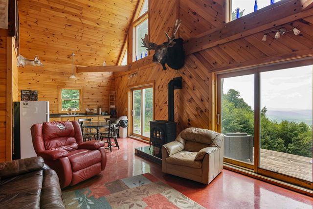 942 Deer Run Lane, Enosburg, VT 05450