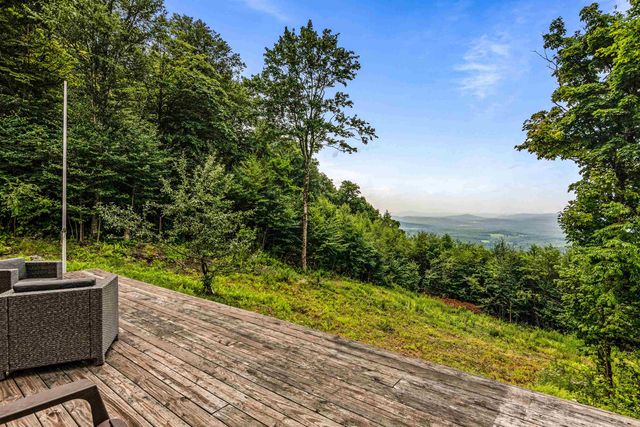 942 Deer Run Lane, Enosburg, VT 05450