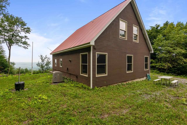 942 Deer Run Lane, Enosburg, VT 05450