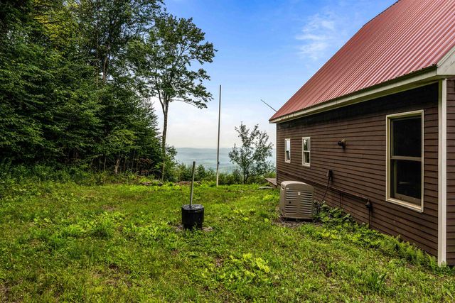 942 Deer Run Lane, Enosburg, VT 05450