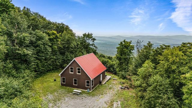 942 Deer Run Lane, Enosburg, VT 05450