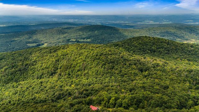 942 Deer Run Lane, Enosburg, VT 05450