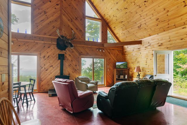 942 Deer Run Lane, Enosburg, VT 05450