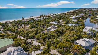 933 Strangler Fig LN, Sanibel, FL 33957