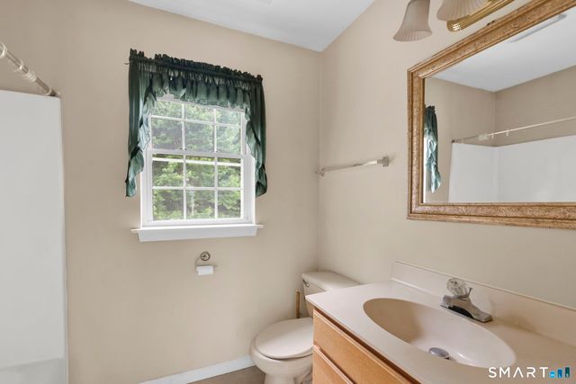 34 Laurel Street, Enfield, CT 06082