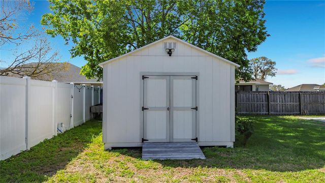 10120 SE 68TH COURT, Belleview, FL 34420