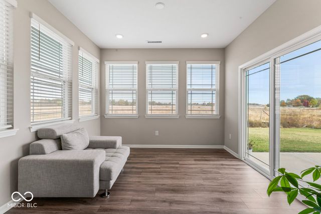 6400 Flag Stop Drive, Whitestown, IN 46075