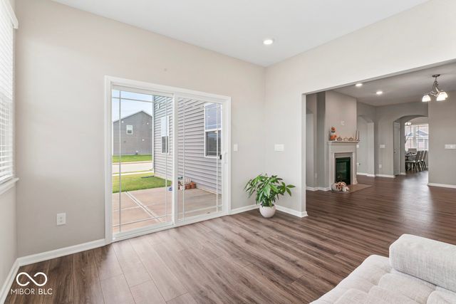 6400 Flag Stop Drive, Whitestown, IN 46075