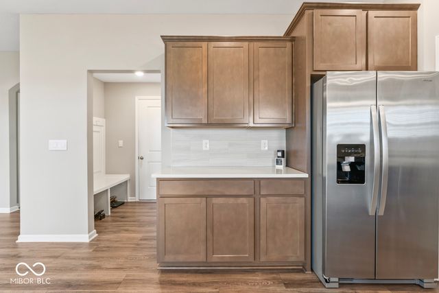 6400 Flag Stop Drive, Whitestown, IN 46075