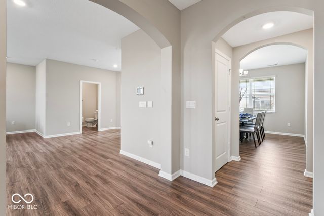 6400 Flag Stop Drive, Whitestown, IN 46075