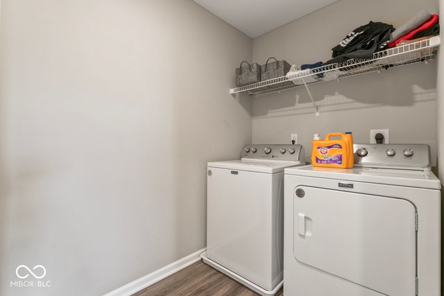 6400 Flag Stop Drive, Whitestown, IN 46075