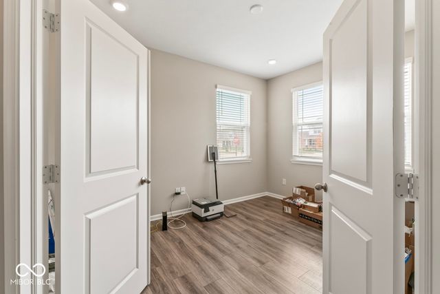 6400 Flag Stop Drive, Whitestown, IN 46075