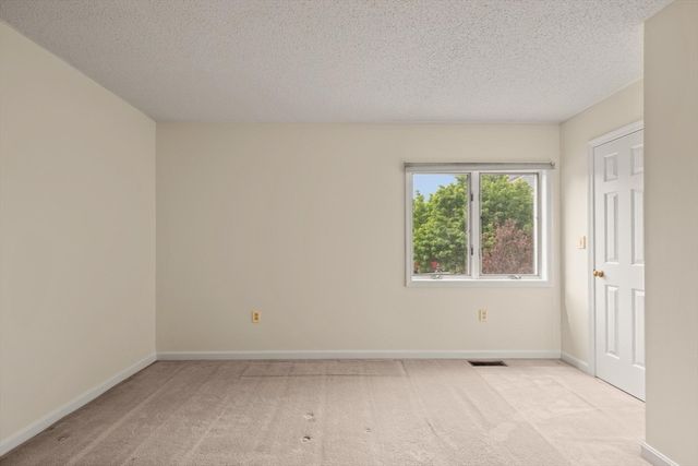 19 Olde Village Drive 1603, Salem, MA 01970