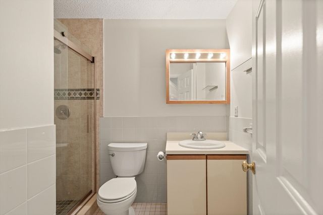 19 Olde Village Drive 1603, Salem, MA 01970