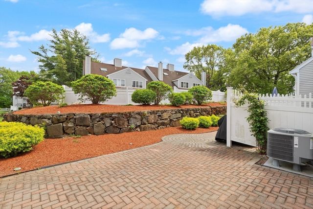 19 Olde Village Drive 1603, Salem, MA 01970