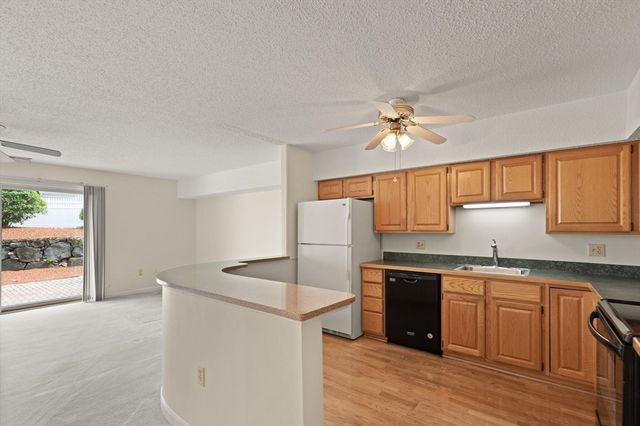 19 Olde Village Drive 1603, Salem, MA 01970