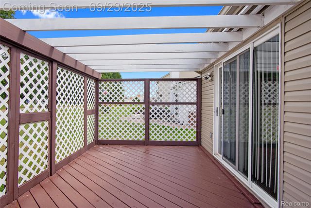 32912 Sand Piper Drive, Romulus, MI 48174