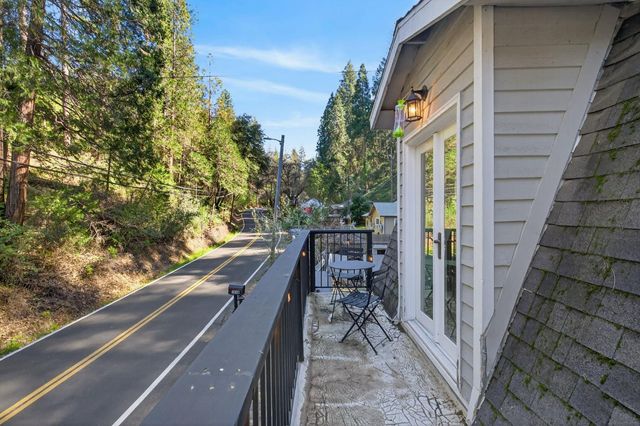 1818 Smith Flat Rd, Placerville, CA 95667