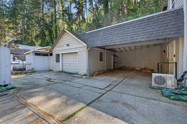 1818 Smith Flat Rd, Placerville, CA 95667