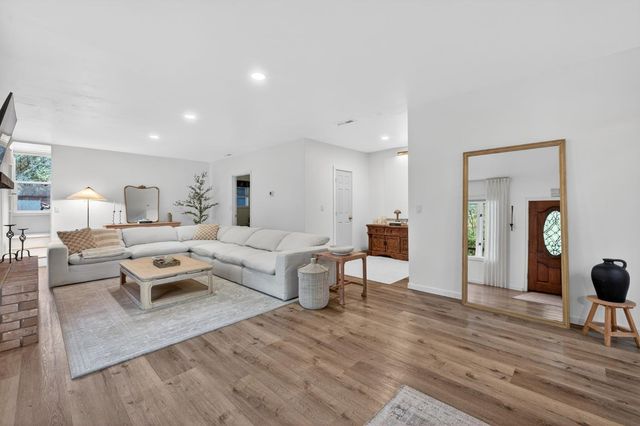 1818 Smith Flat Rd, Placerville, CA 95667