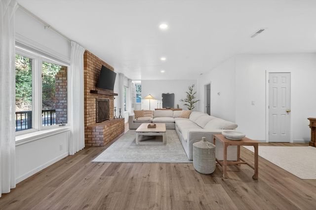 1818 Smith Flat Rd, Placerville, CA 95667