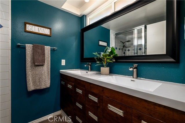 30189 Longhorn Drive, Canyon Lake, CA 92587