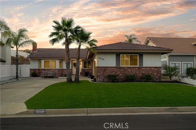 30189 Longhorn Drive, Canyon Lake, CA 92587