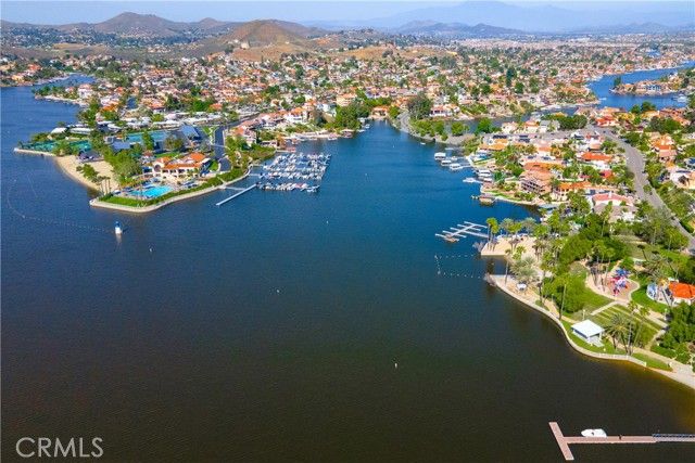 30189 Longhorn Drive, Canyon Lake, CA 92587