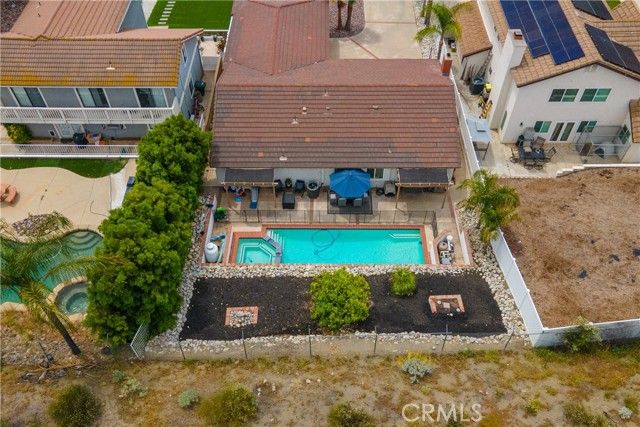 30189 Longhorn Drive, Canyon Lake, CA 92587