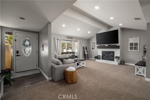 30189 Longhorn Drive, Canyon Lake, CA 92587