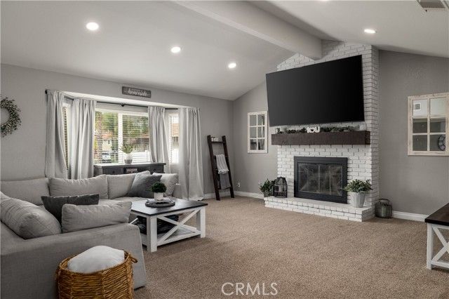 30189 Longhorn Drive, Canyon Lake, CA 92587