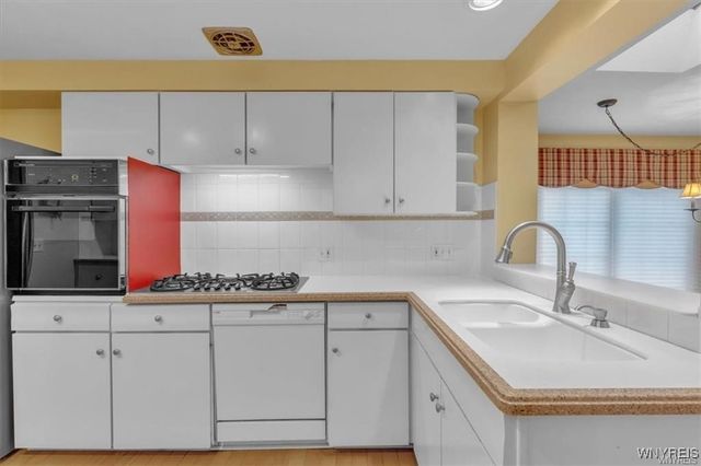 116 Segsbury Road, Amherst, NY 14221