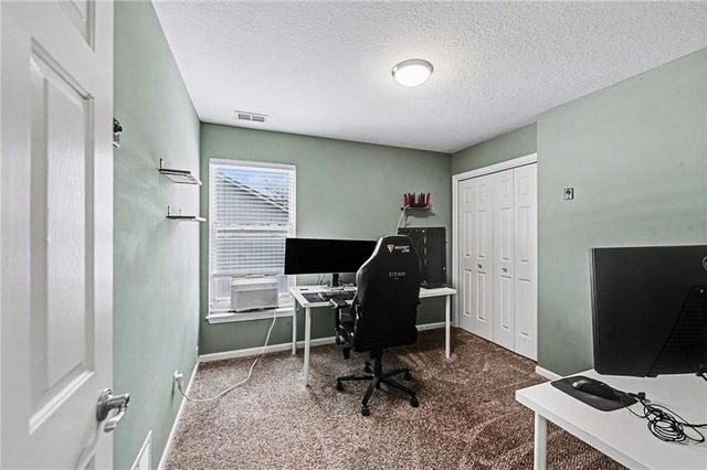 1808 NW 79th Terrace, Kansas City, MO 64151