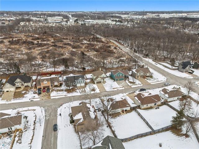 1808 NW 79th Terrace, Kansas City, MO 64151