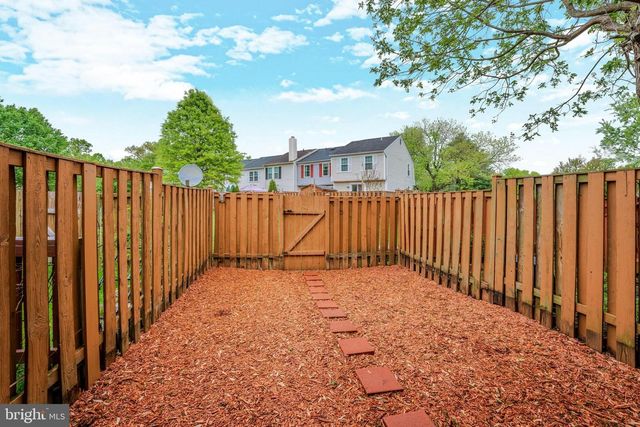 24 HUNTLEY CT, Sterling, VA 20165