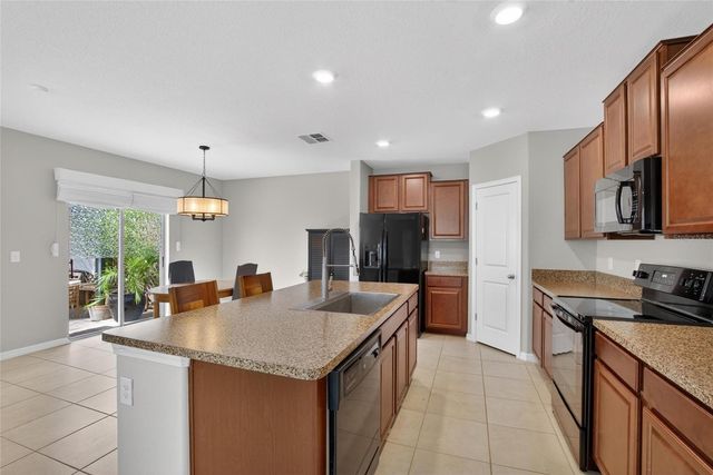 10211 AMAZING GRACE AVENUE, Riverview, FL 33578