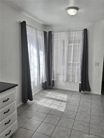 10580 Wakefield Street East, Adelanto, CA 92301