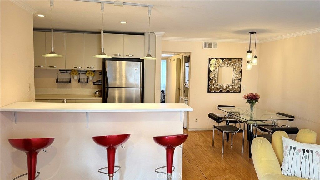 957 S Gramercy 203, Los Angeles, CA 90019 — photo 5