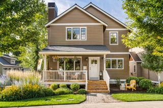 597 W Jefferson Avenue, Sisters, OR 97759