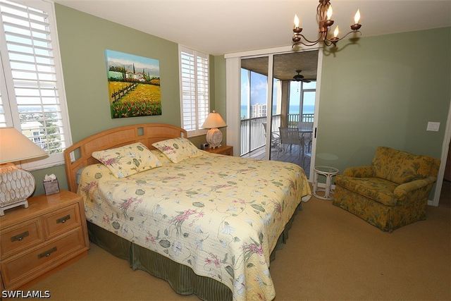 5550 Heron Point DR 2004, Naples, FL 34108