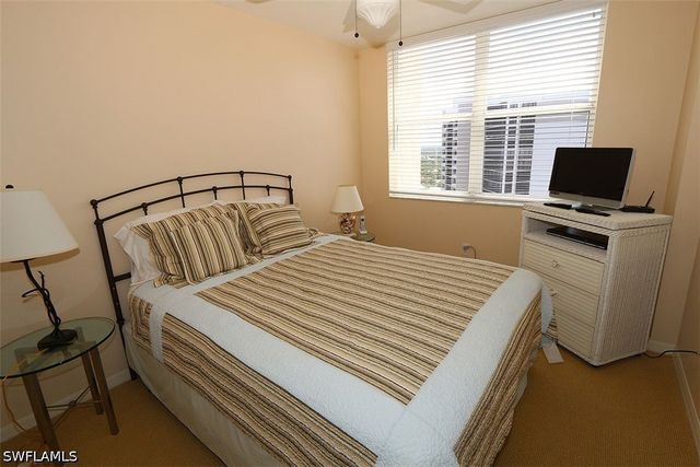 5550 Heron Point DR 2004, Naples, FL 34108