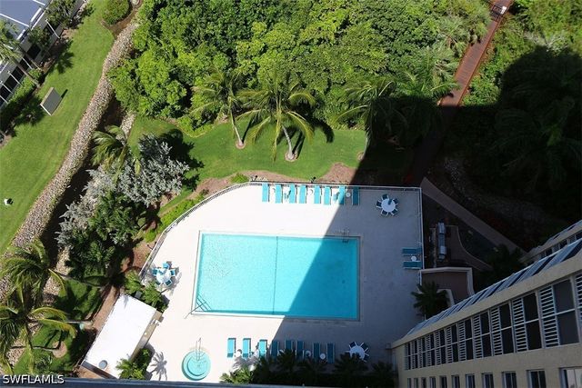 5550 Heron Point DR 2004, Naples, FL 34108