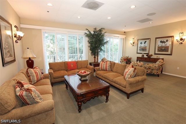 5550 Heron Point DR 2004, Naples, FL 34108