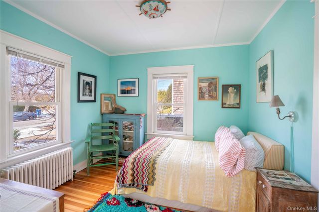 306 6th Street, Greenport, NY 11944