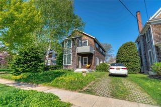 306 6th Street, Greenport, NY 11944
