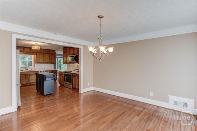 1162 Melton Drive SW, Lilburn, GA 30047