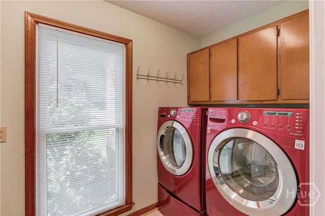 1162 Melton Drive SW, Lilburn, GA 30047