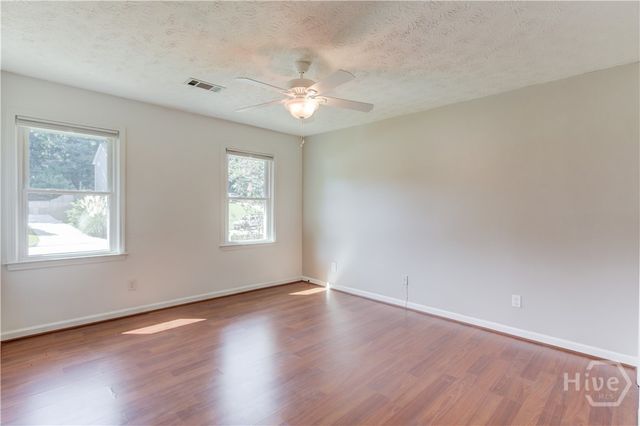 1162 Melton Drive SW, Lilburn, GA 30047