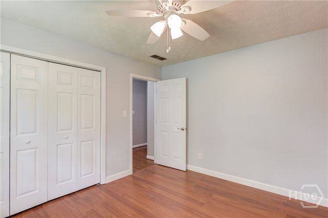 1162 Melton Drive SW, Lilburn, GA 30047